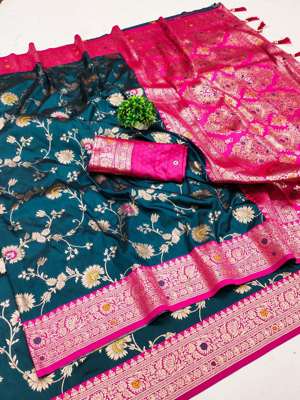 Mameraa Sarees Teal Blue Soft Silk Blend Saree With Zari Weaving Meenakari Design-Teal