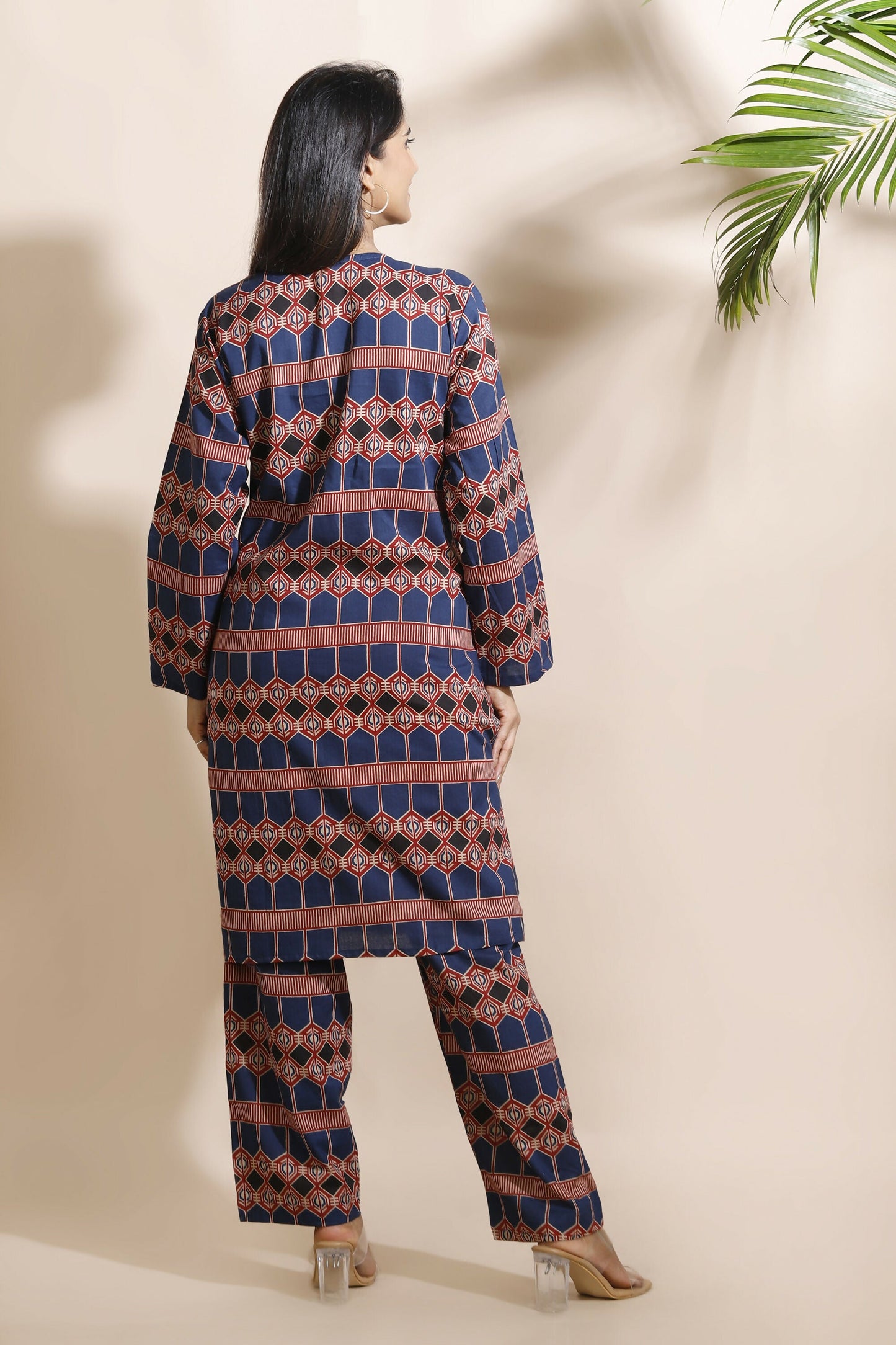Breathables Women'S Blue Cotton Abstract Print Loungewear Co-Ord Set Long Kurta & Pants
