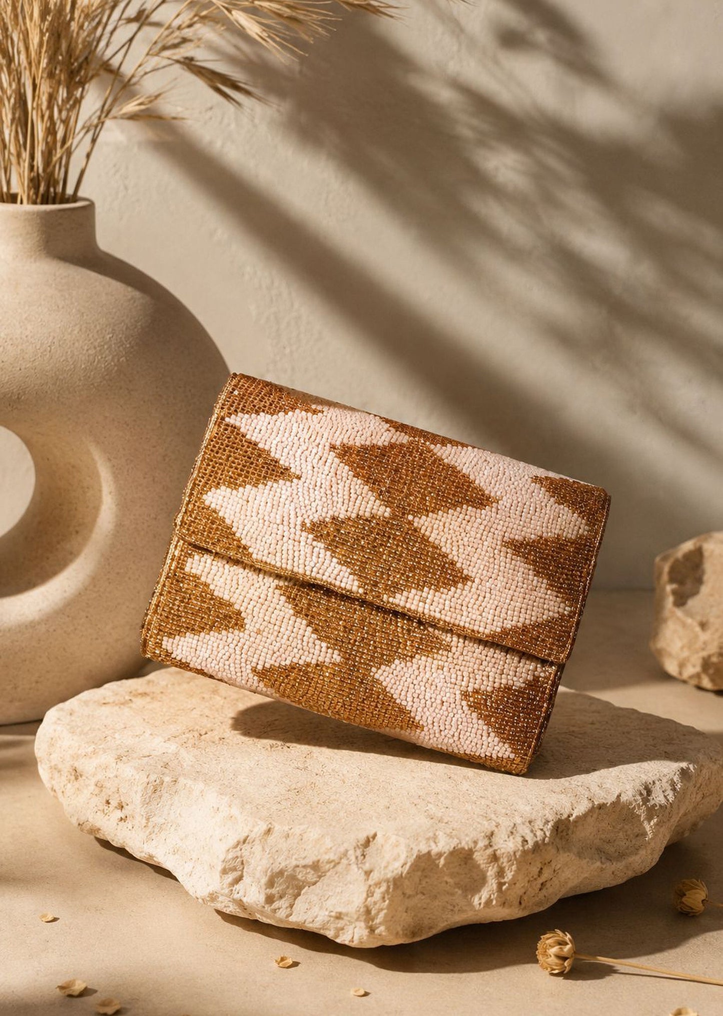 White Cut Dana Clutch