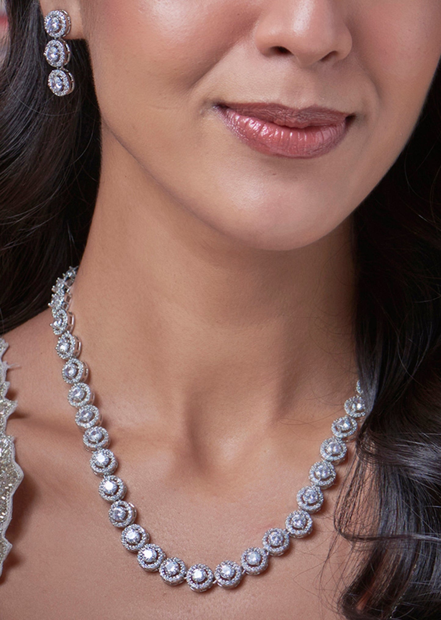 White Finish Luxe Zircon Necklace Set