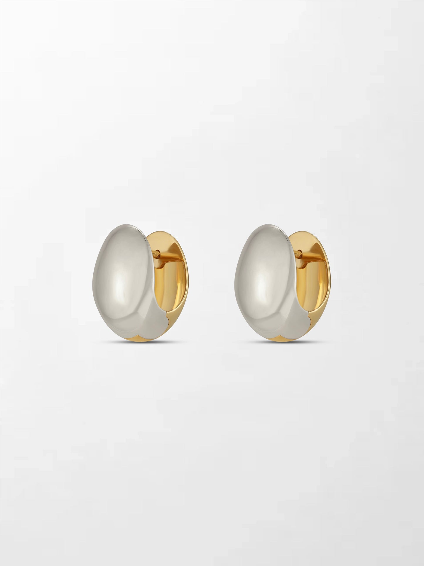 White and Gold Curve Huggies 14K