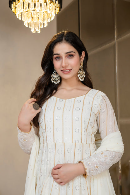 Yash Enterprise Off White Faux Blooming Party Wear Embroidery Suit Set