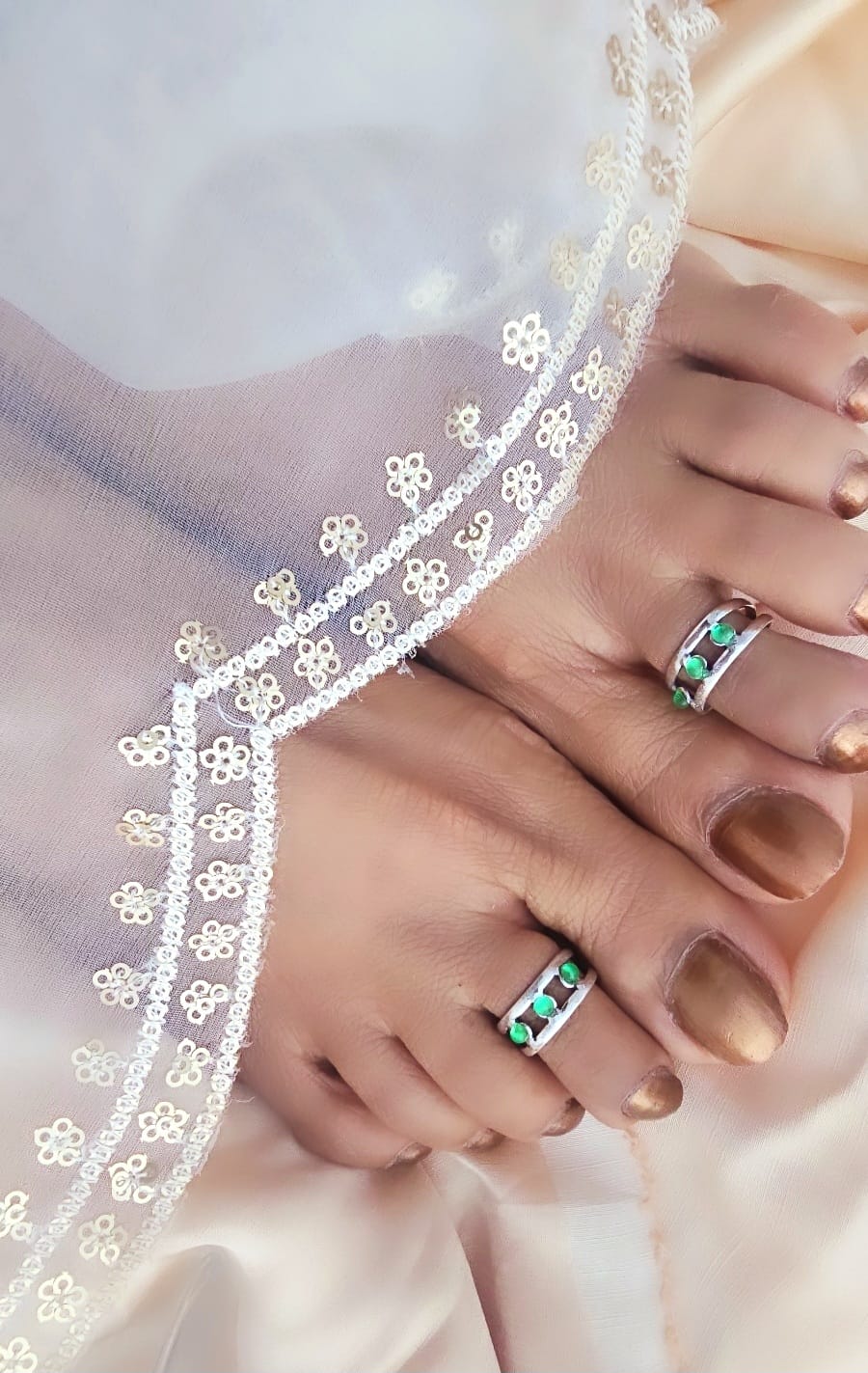 Set Of 2 Silver-Toned Green Stone-Studded Adjustable Toe Rings