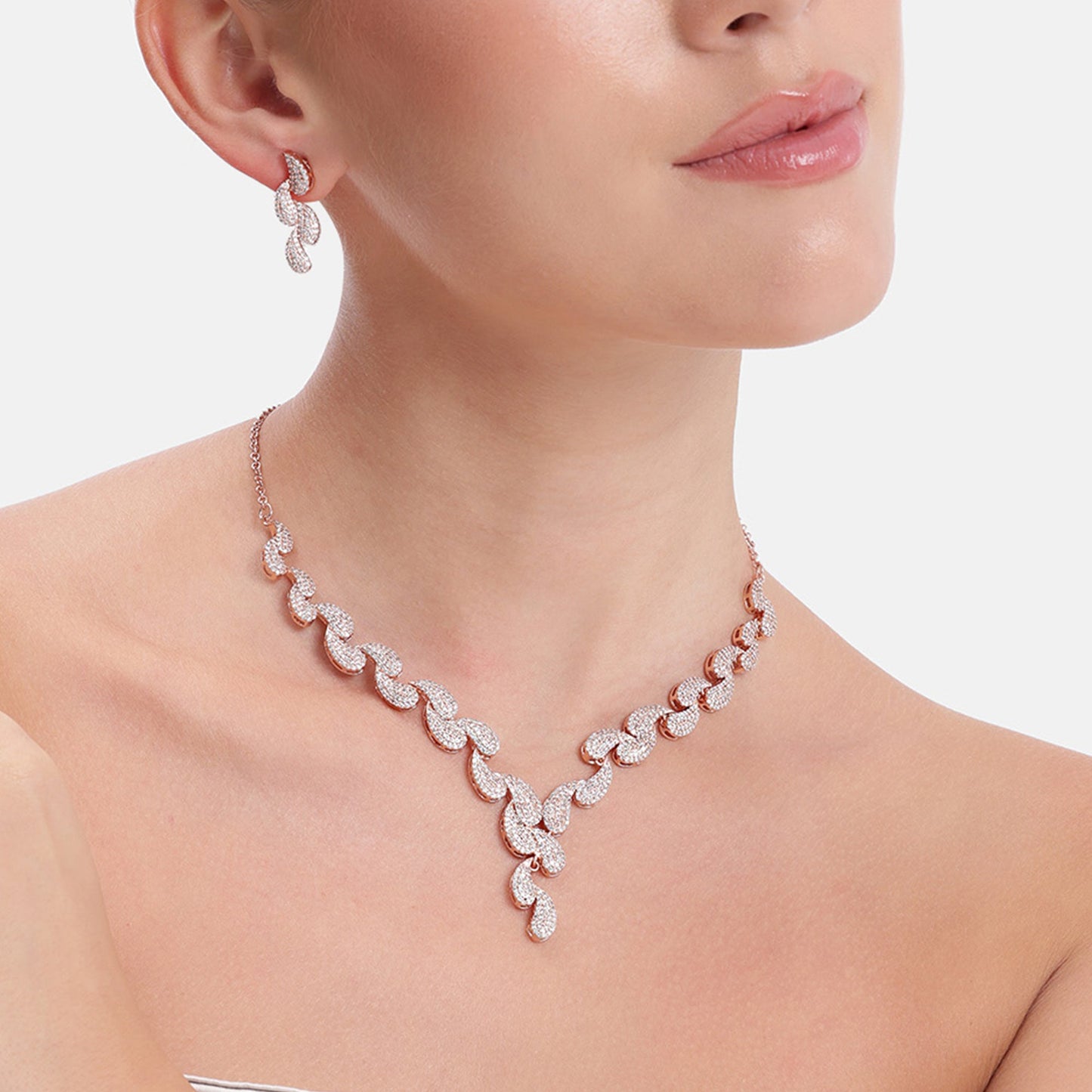 Floral Halo Necklace Set