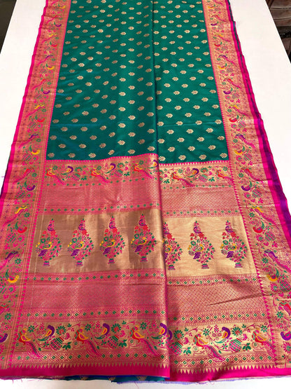Mameraa Sarees Paithani Silk Blend Weaving Saree With Contrast Blouse-Rama Green