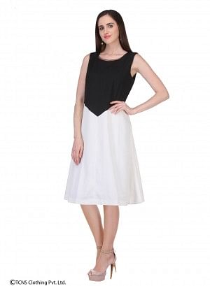 W for Woman Black Sleeveless Dress