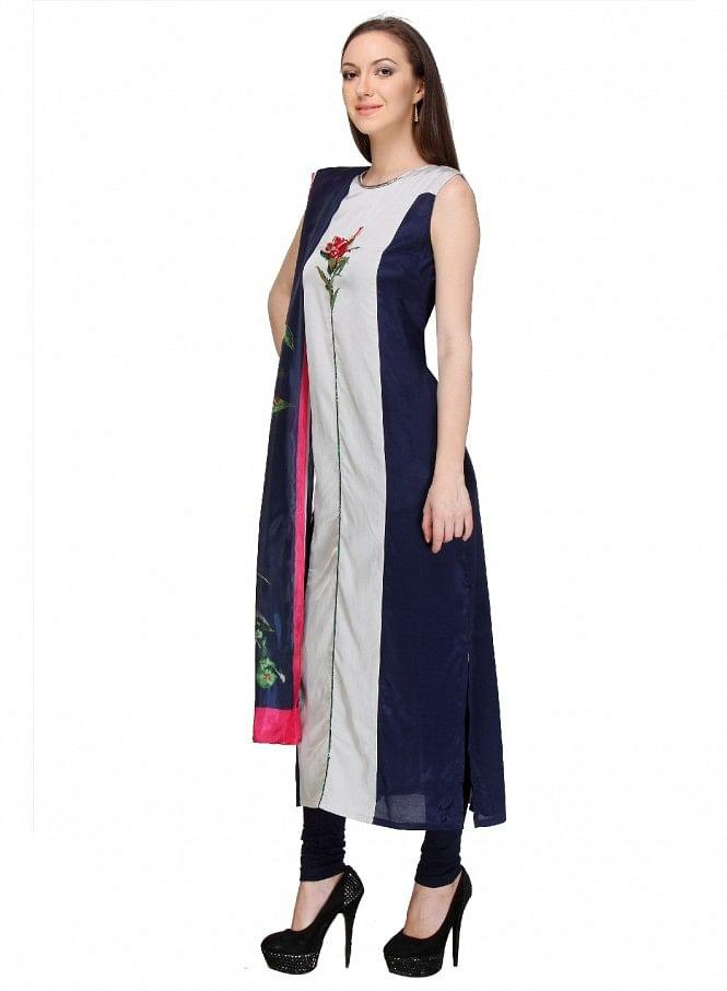 W for Woman White Embellished Stiletto kurta