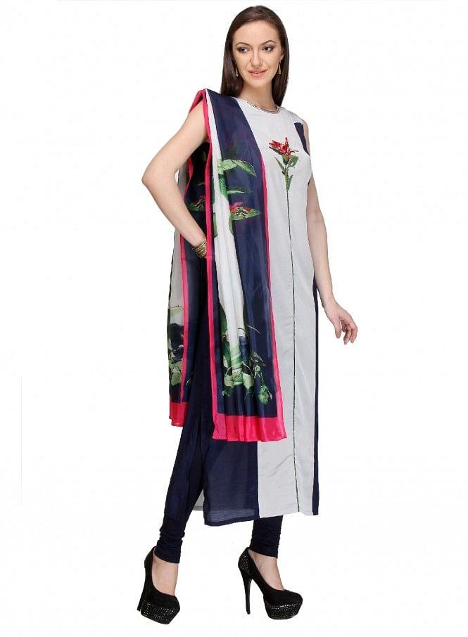 W for Woman White Embellished Stiletto kurta