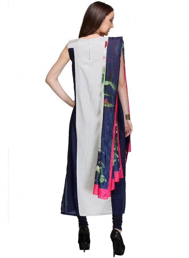 W for Woman White Embellished Stiletto kurta