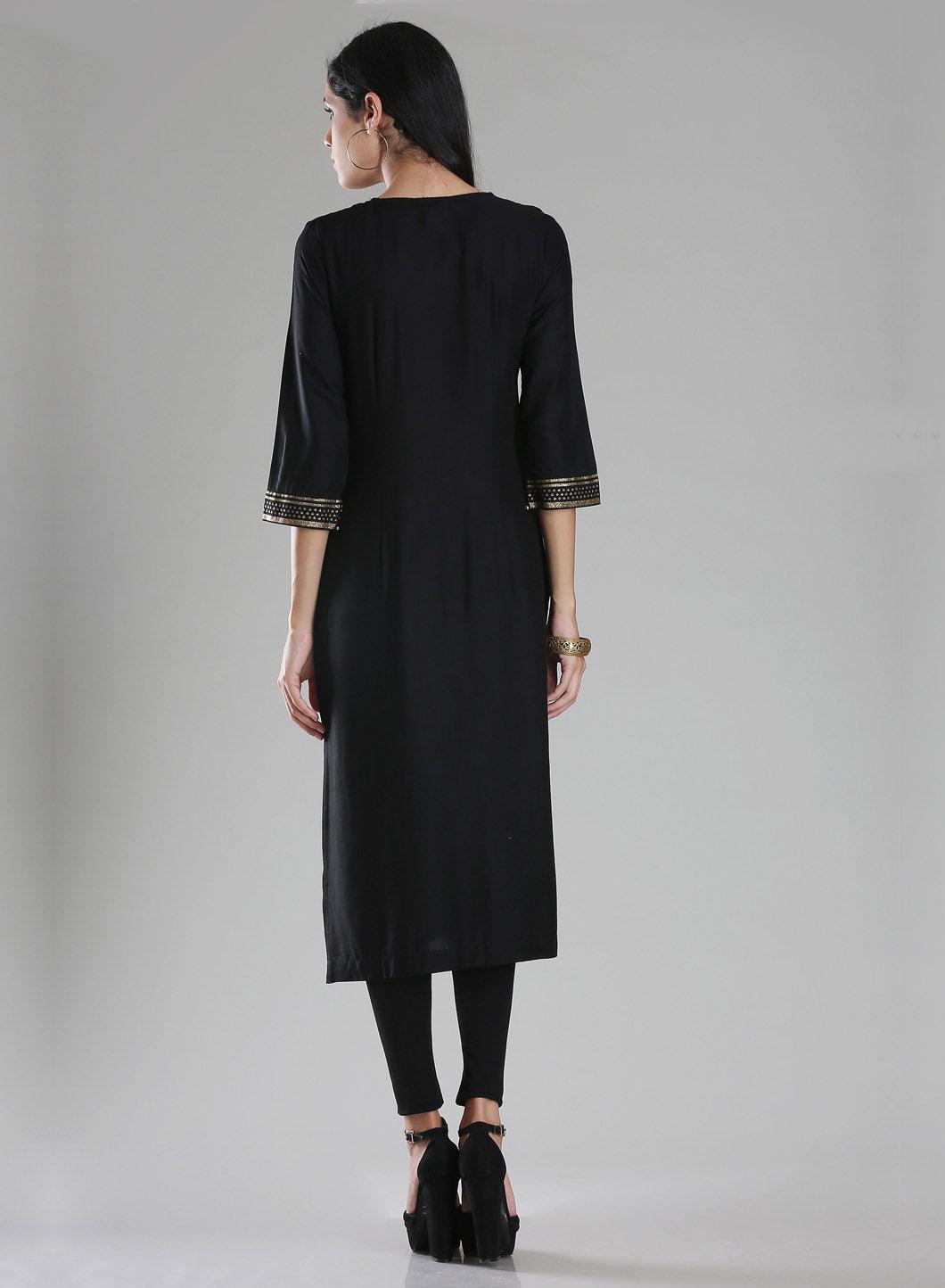 W for Woman Black V Neck Printed kurta
