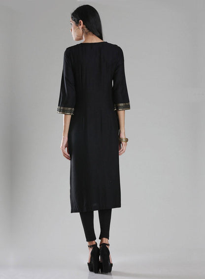 W for Woman Black V Neck Printed kurta