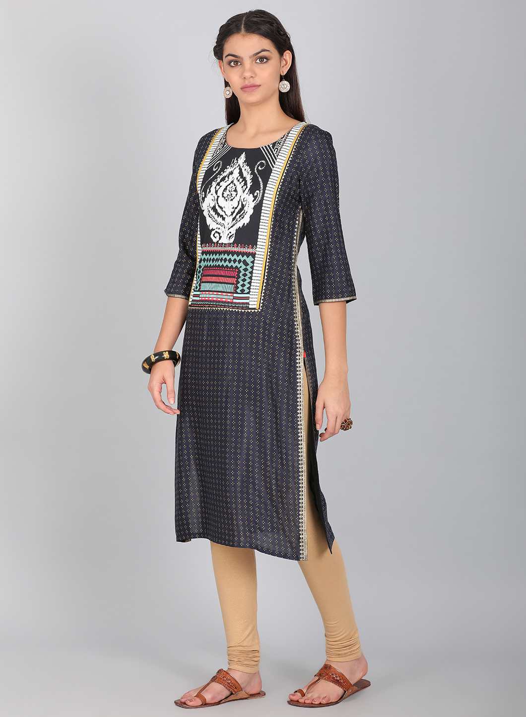 W for Woman Blue Round Neck Embellished kurta