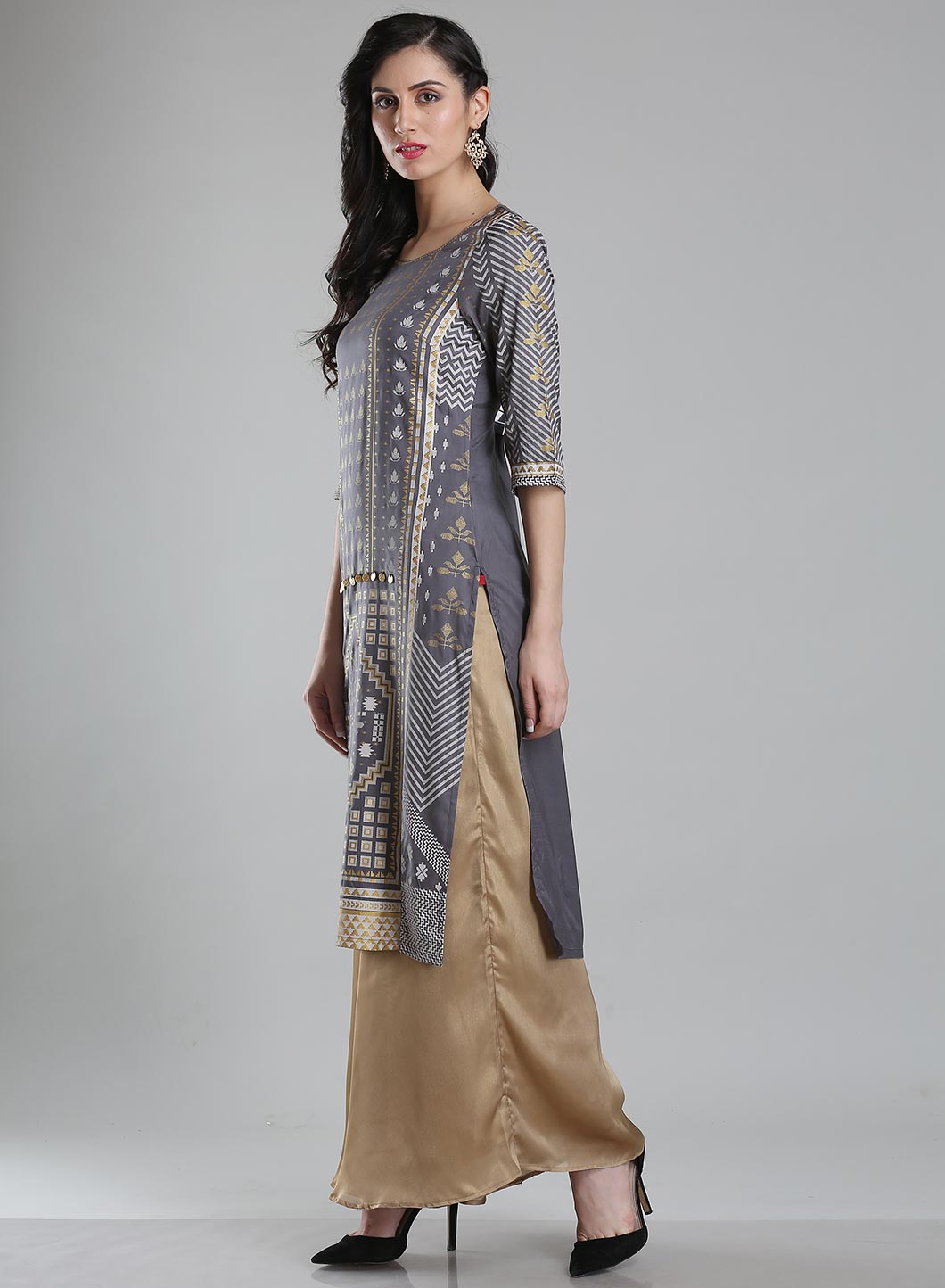 W for Woman Grey Printed Round Neck kurta