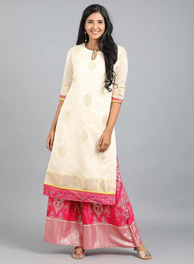 W for Woman Off-White Round Neck Yarn-Dyed kurta