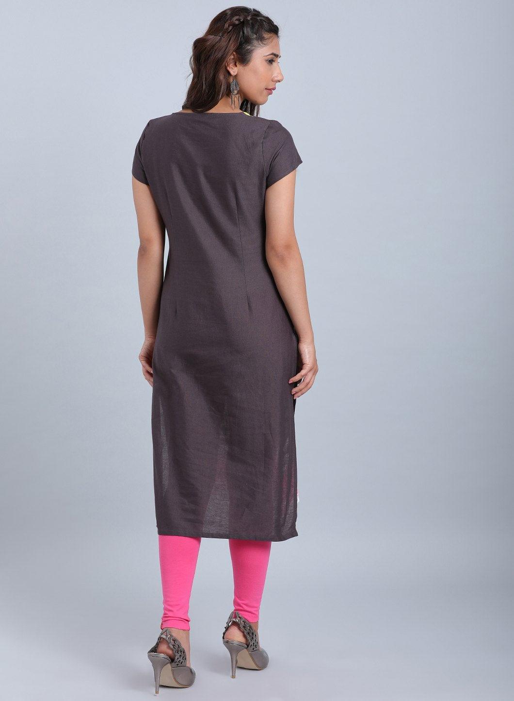 W for Woman Black & Green Printed Stylized Round Neck kurta
