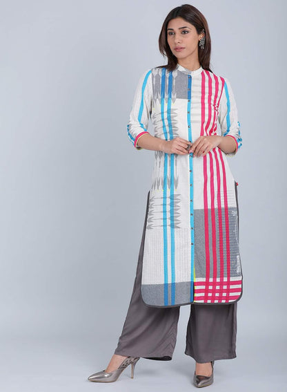 W for Woman White & Blue Striped Mandarin Neck kurta