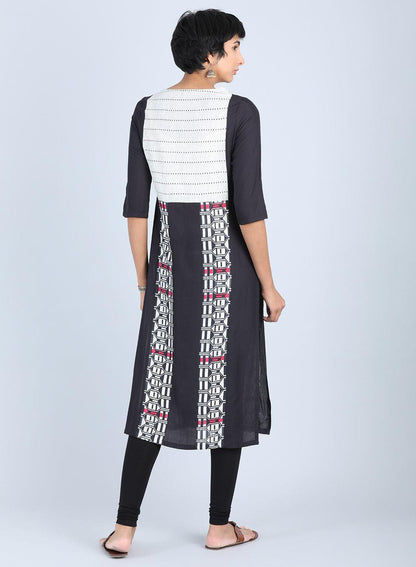 W for Woman Black Round Neck Gathered kurta