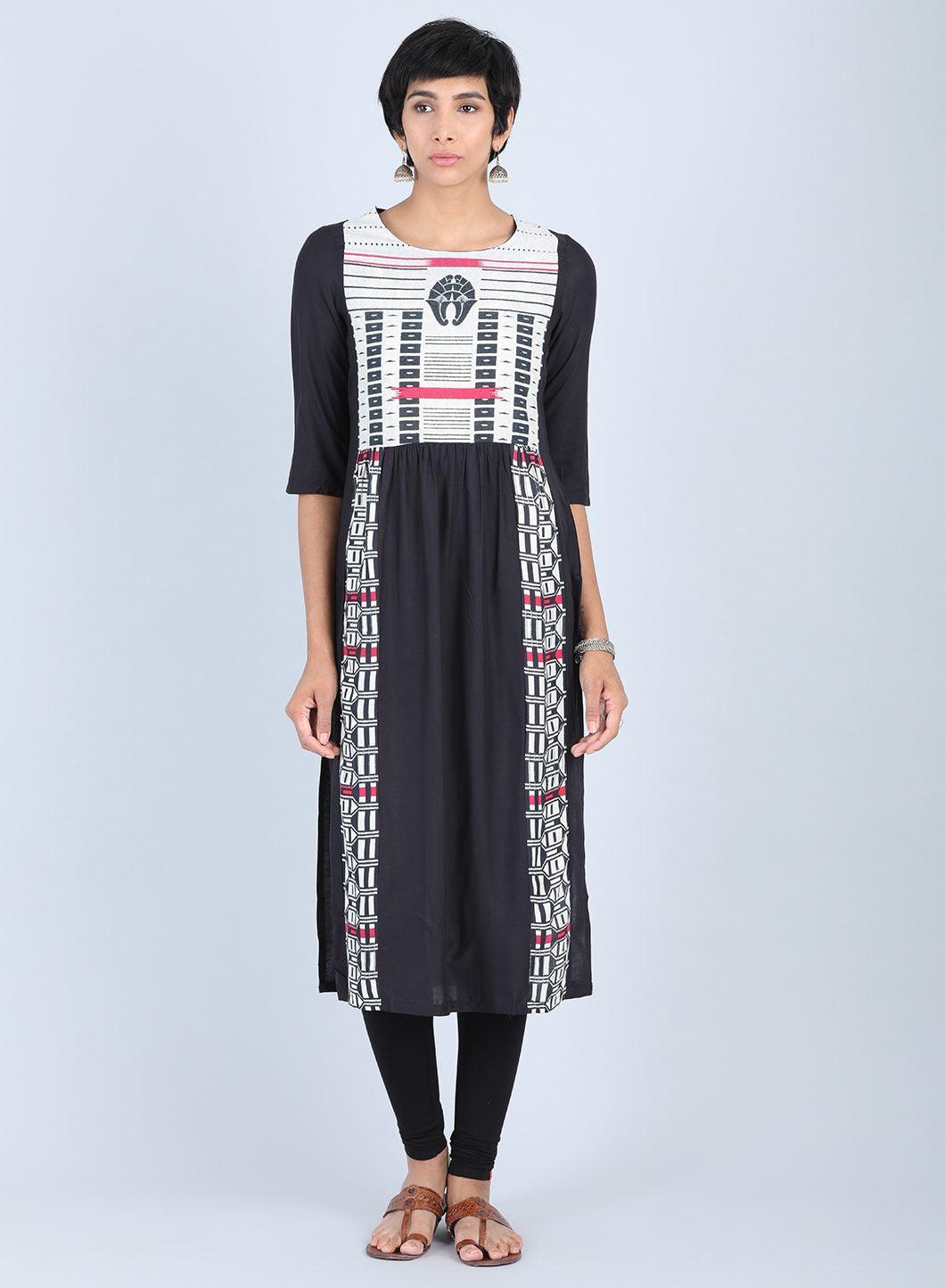 W for Woman Black Round Neck Gathered kurta