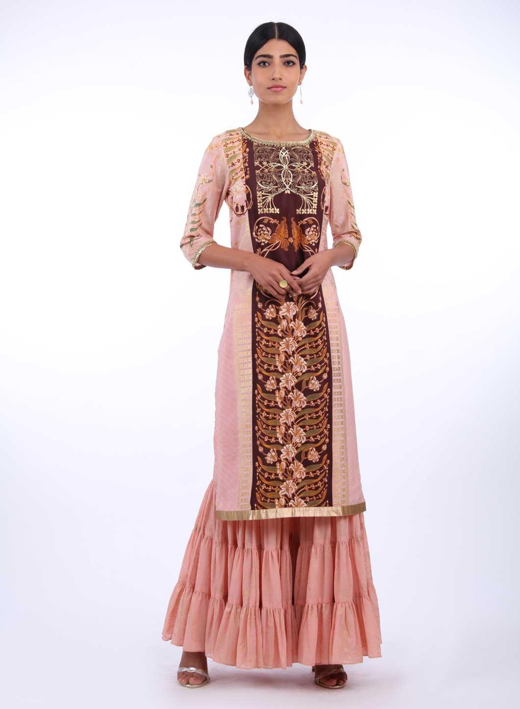 W for Woman Peach Round Neck Printed kurta