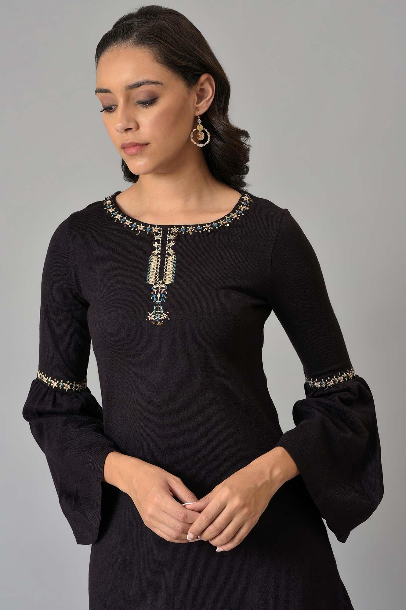 W for Woman Purple Round Neck Winter kurta