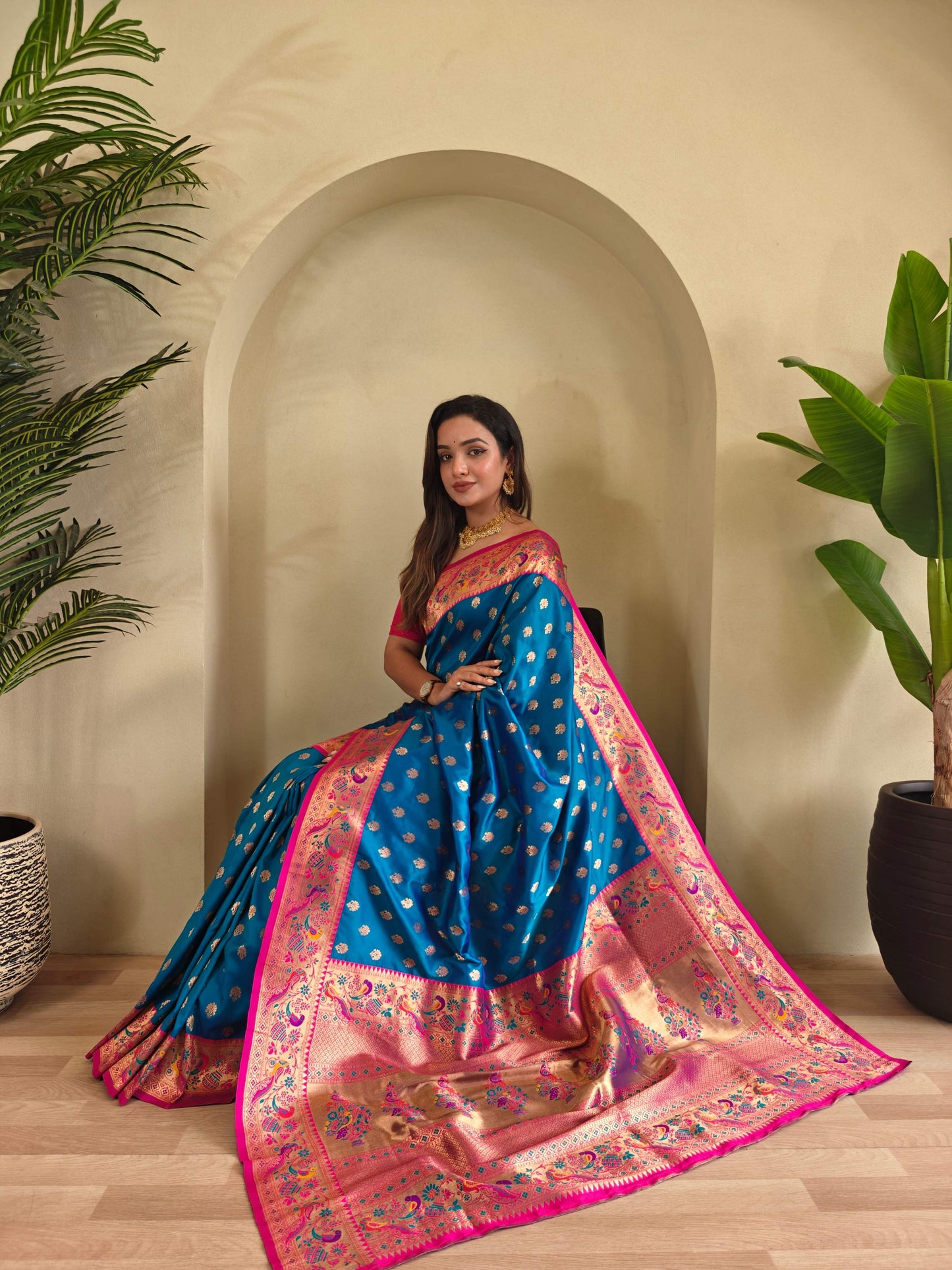 Mameraa Sarees Paithani Silk Blend Weaving Saree With Contrast Blouse-Teal Blue