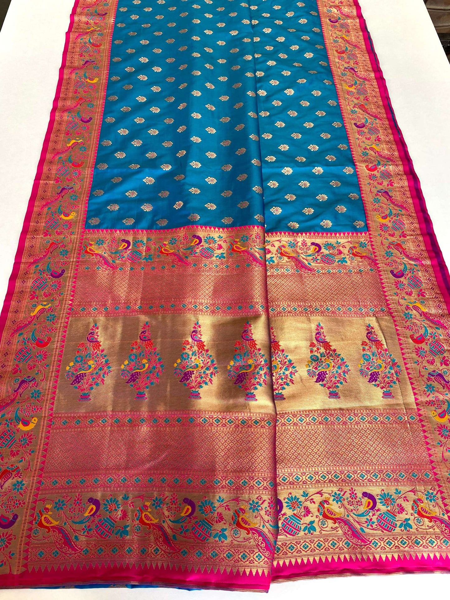 Mameraa Sarees Paithani Silk Blend Weaving Saree With Contrast Blouse-Teal Blue