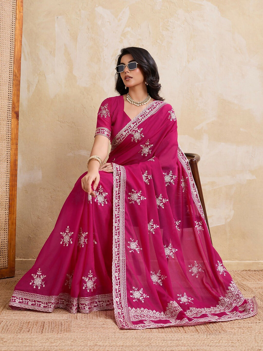 Teeya Creation Womens New Latest Party Wear Soft Georgette Saree-Pink