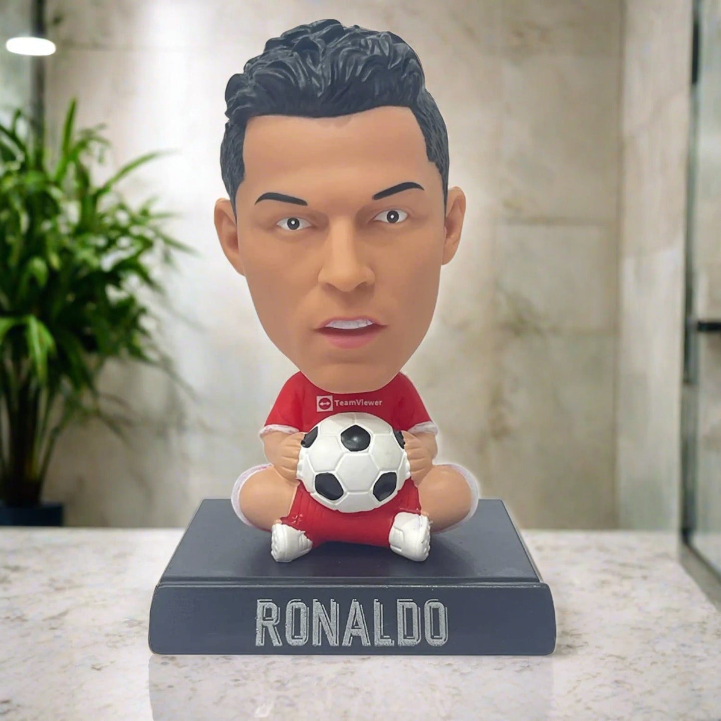 Ronaldo Man Utd Bobblehead With Mobile Holder For Cars | 12 Cm |