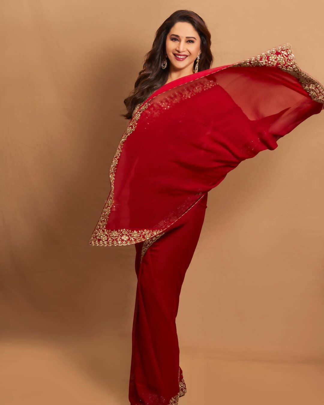 Teeya Creation New Trendy Stylish Party Wear Silk Saree-Red