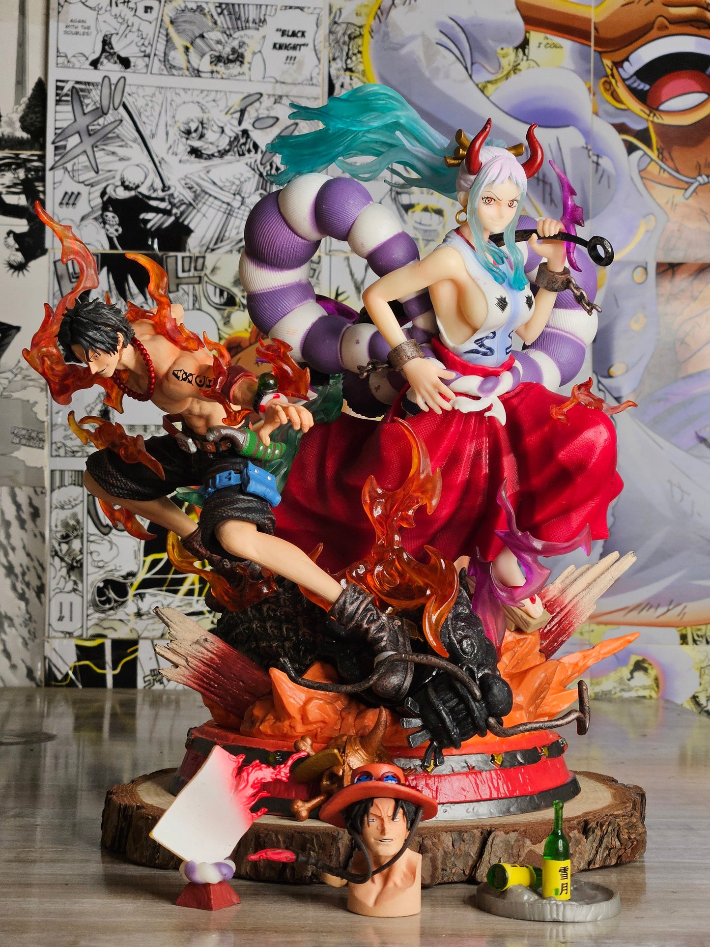 One piece Portgas D Ace and Yamato FIght Scene 30 CM Premium Figurine