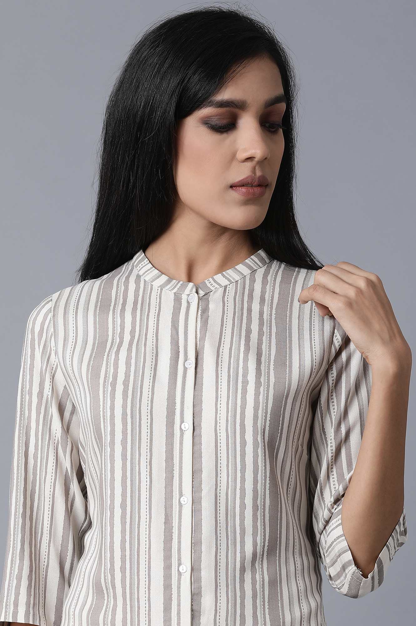 W for Woman Ecru Striped Thread Work Rayon Straight Kurta and Slim Pant Set