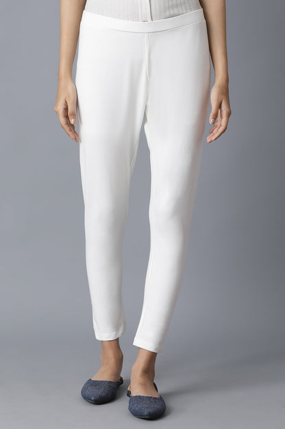 W for Woman Ecru Solid Slim Pants
