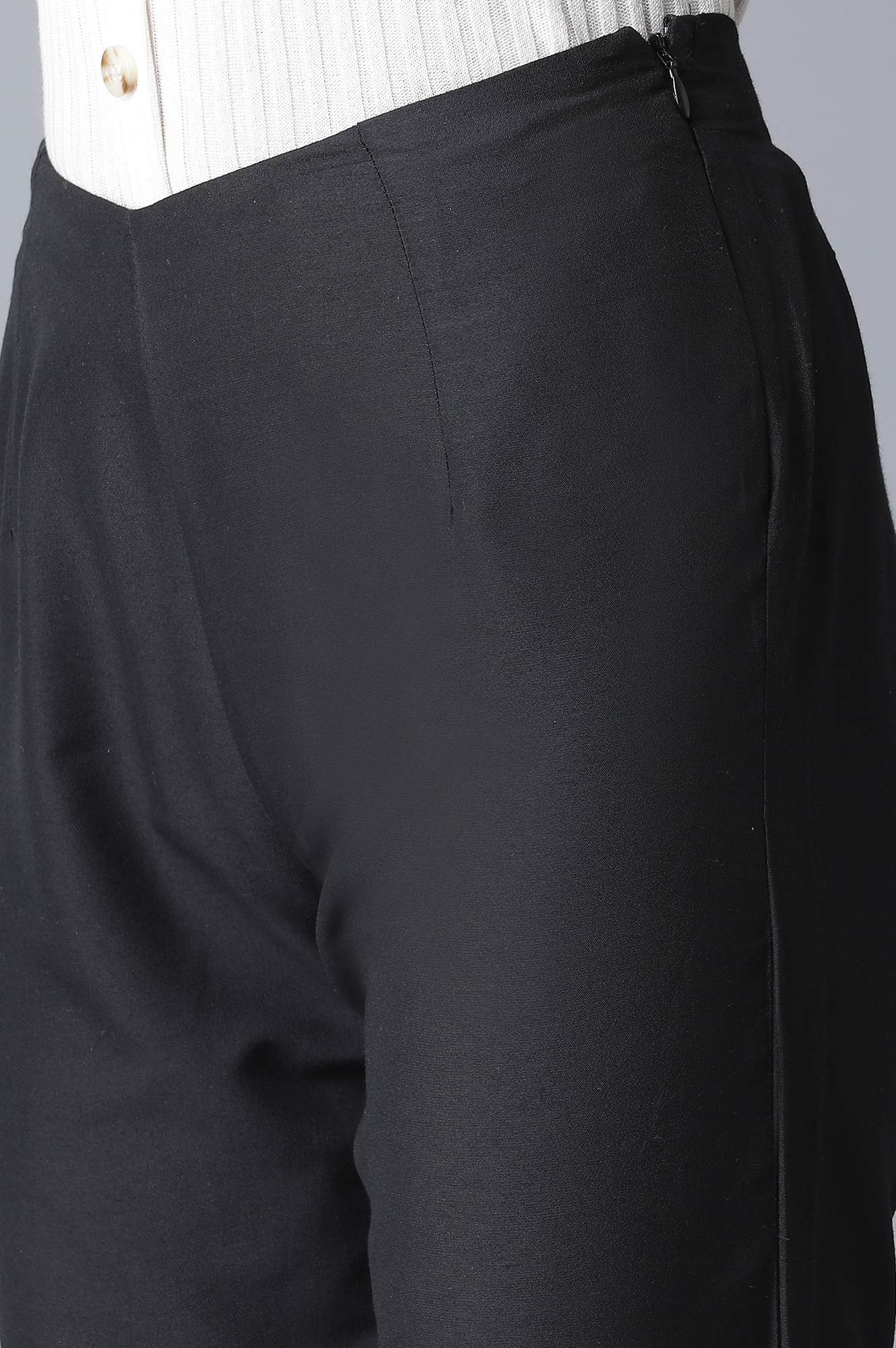 W for Woman Black Slim Fit Ankle Length Pants