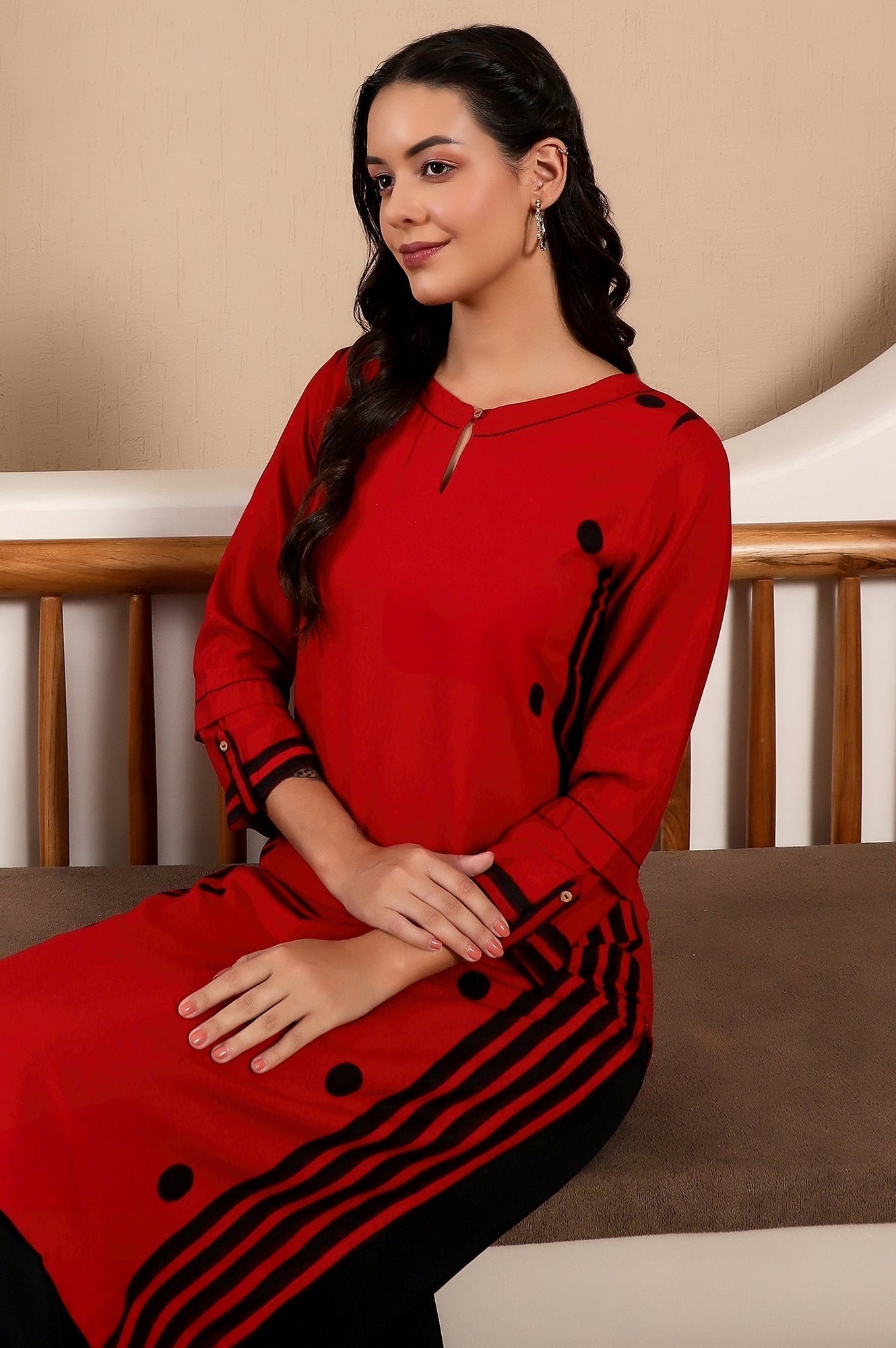 W for Woman Red Geometric Printed Keyhole Neckline Rayon Straight Kurta
