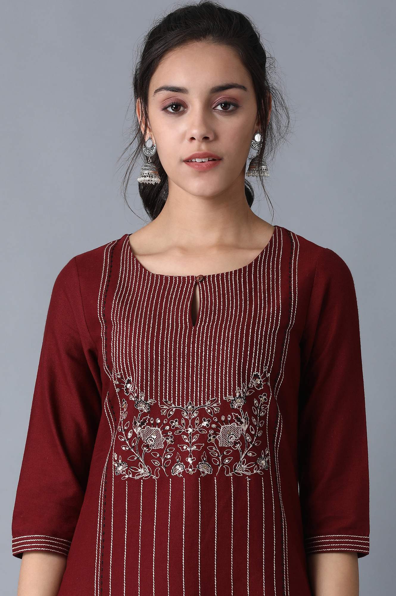 W for Woman Maroon Stripe Print Straight kurta with Embroidery