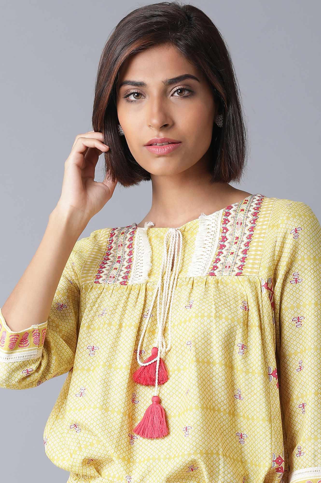 W for Woman Yellow Printed Two Piece Jumpsuit Set