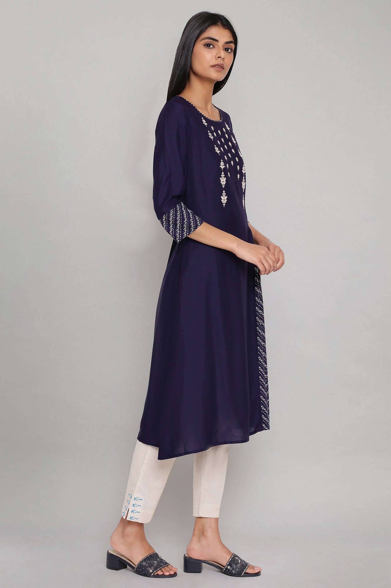 W for Woman Patriot Blue Embroidered Straight kurta