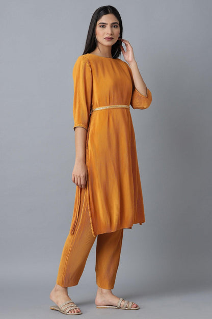 W for Woman Orange Pleated kurta-Slim Pants Set