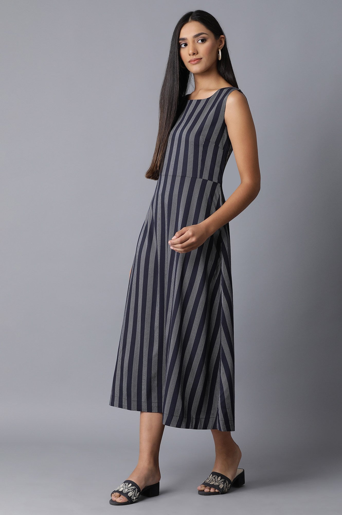 W for Woman Dark Blue Sleeveless Yarn Dyed Dress