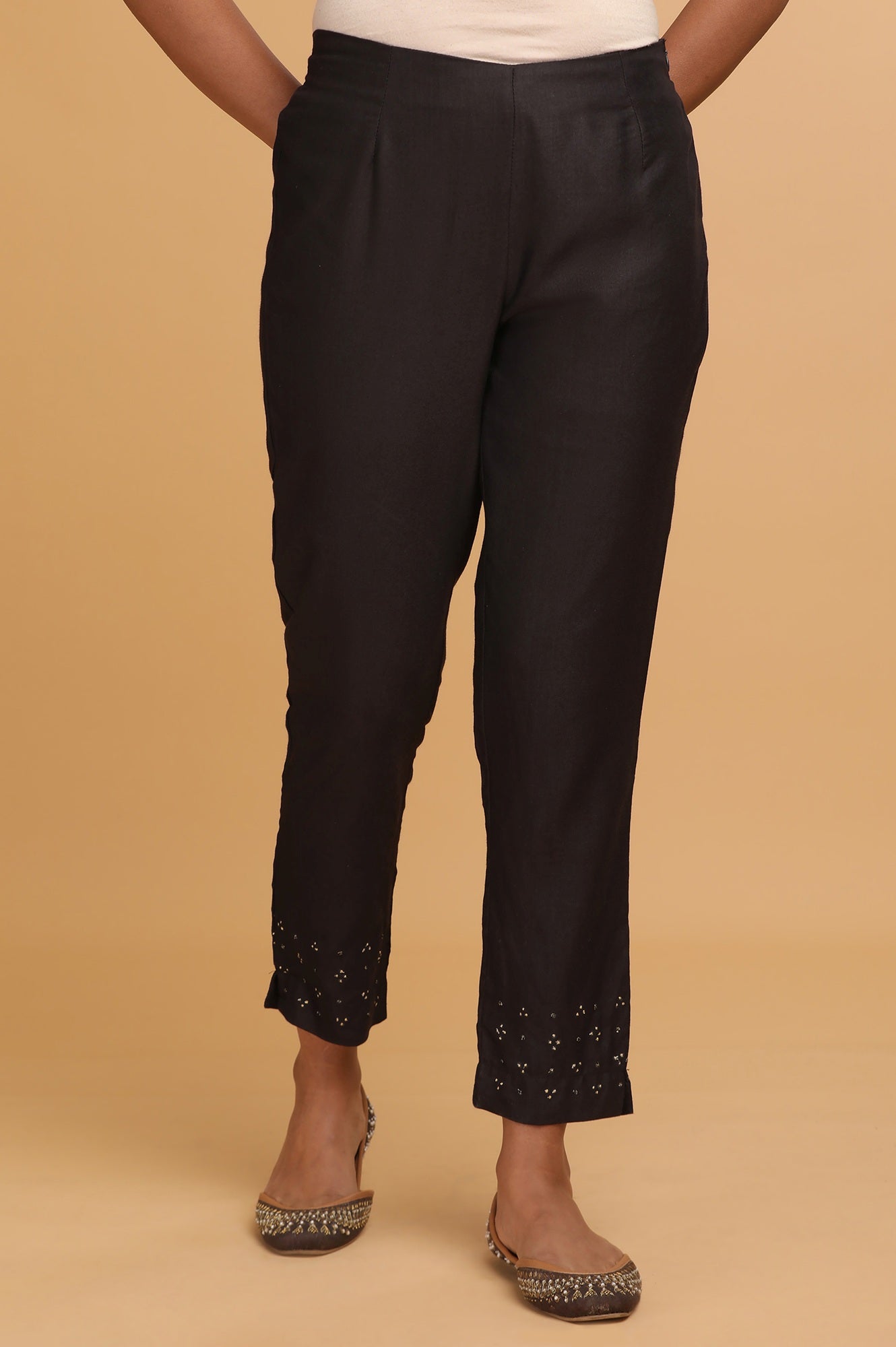 W for Woman Black Solid Slim Pants