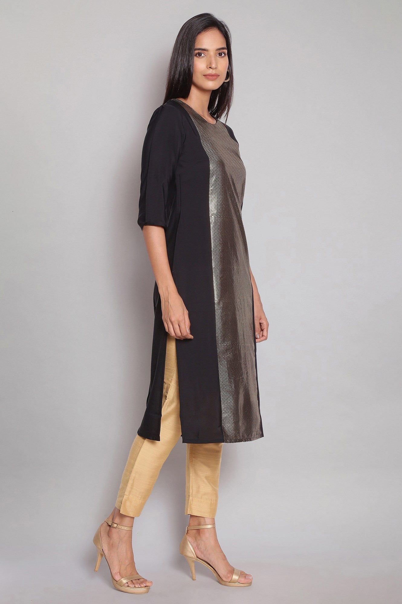 W for Woman Black American Crepe Placement Print kurta