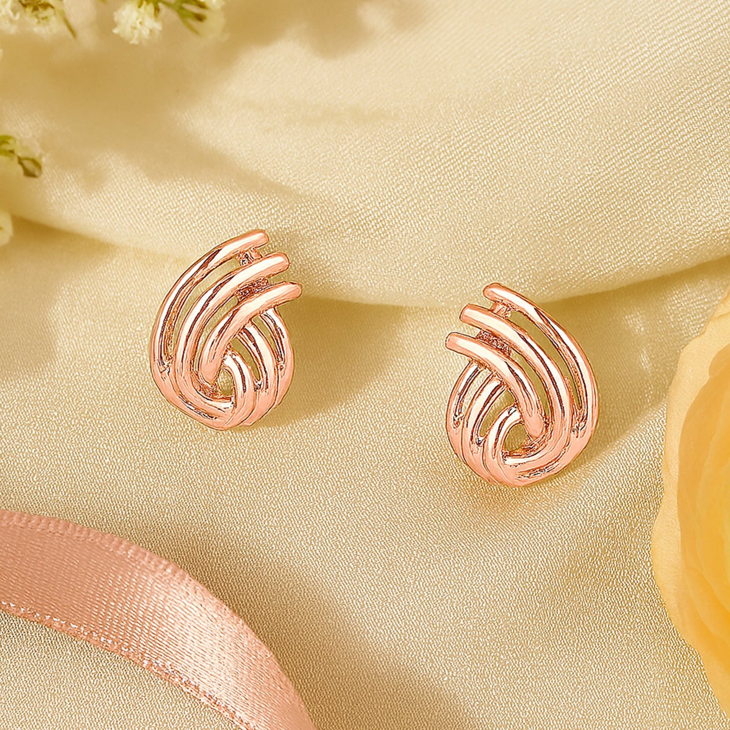 Estele three line trendy design stud earrings for any occasion for women