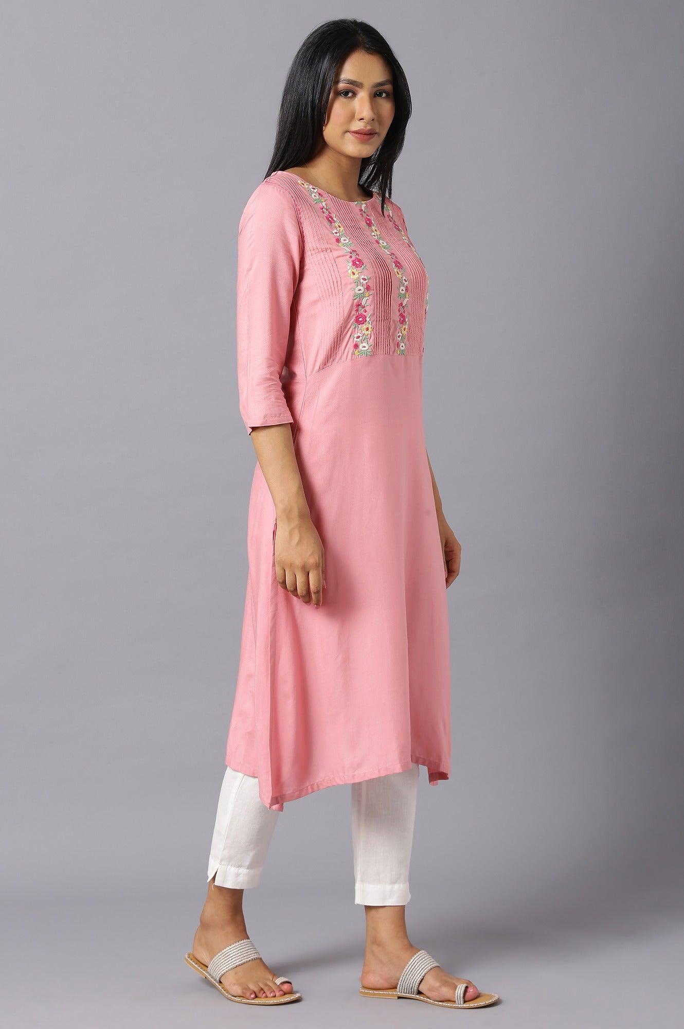 W for Woman Pink Embroidered kurta With Lace Trimming