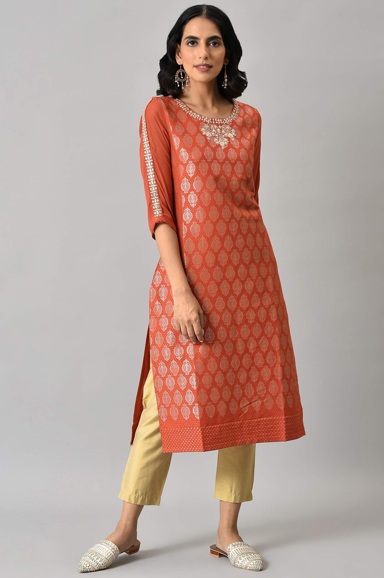W for Woman Red Jacquard kurta With Embroidery