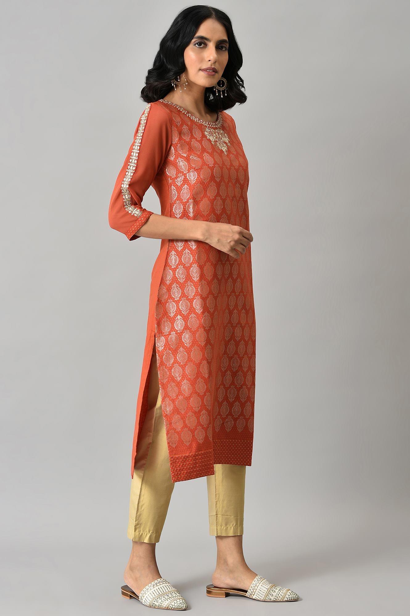 W for Woman Red Jacquard kurta With Embroidery