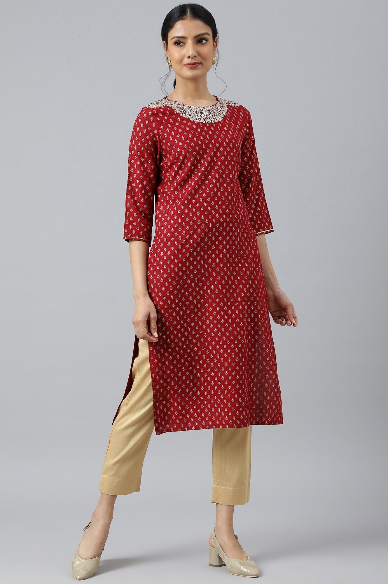 W for Woman Red Printed kurta With Metallic Embroidery