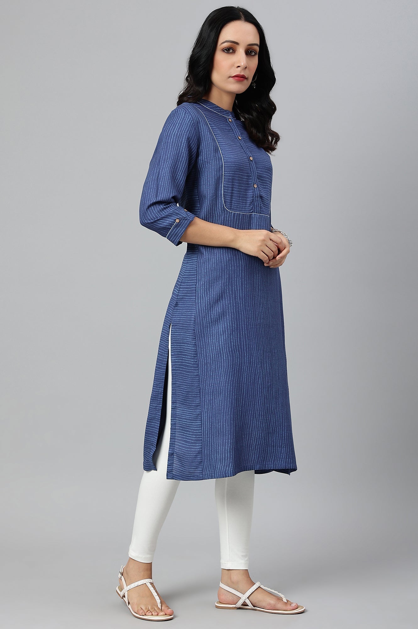 W for Woman Blue Thread Embroidered Rayon kurta