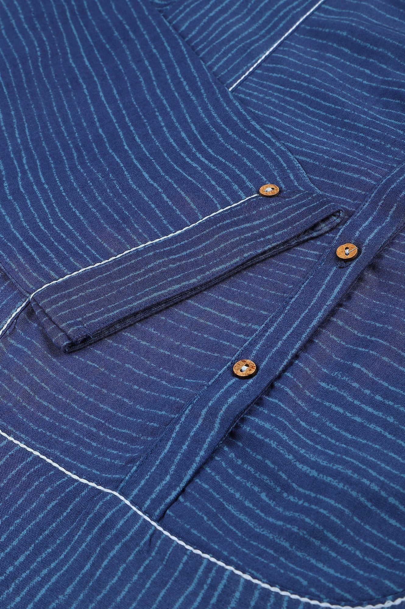 W for Woman Blue Thread Embroidered Rayon kurta