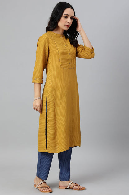 W for Woman Yellow Thread Embroidered Rayon kurta