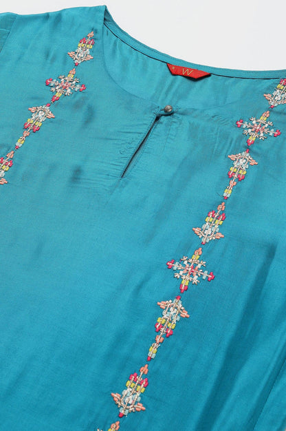 W for Woman Teal Embroidered kurta With Front Slit